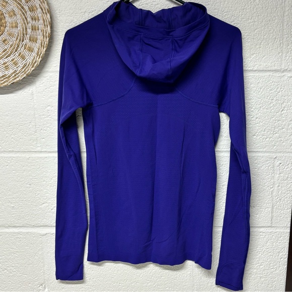 Athleta Momentum Vibrant Purple Hoodie - Picture 4 of 5